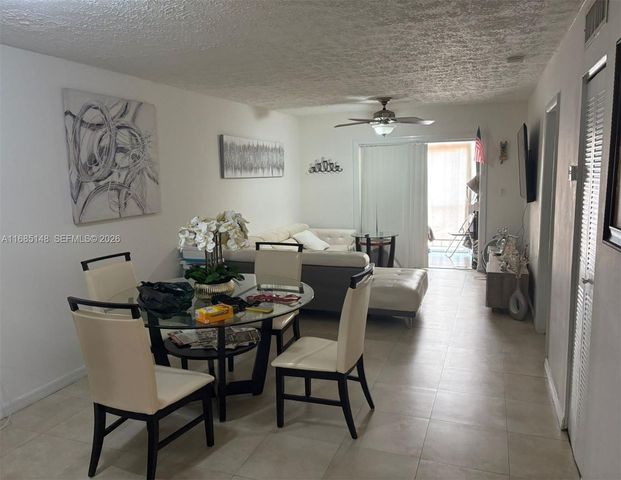 6055 W 19th Avenue 318, Hialeah, FL 33012