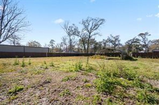 171 County Road 4322, Dayton, TX 77535