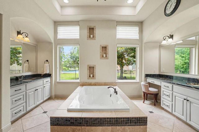 32303 Waterford Crest Lane, Fulshear, TX 77441