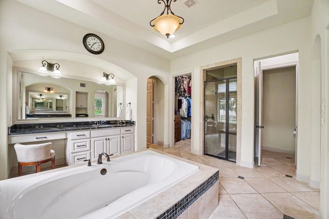 32303 Waterford Crest Lane, Fulshear, TX 77441