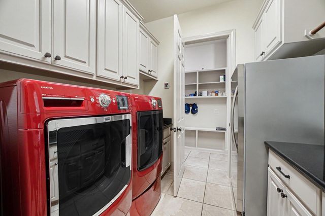 32303 Waterford Crest Lane, Fulshear, TX 77441