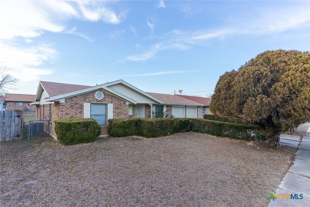 2013 Moonlight Drive, Killeen, TX 76543