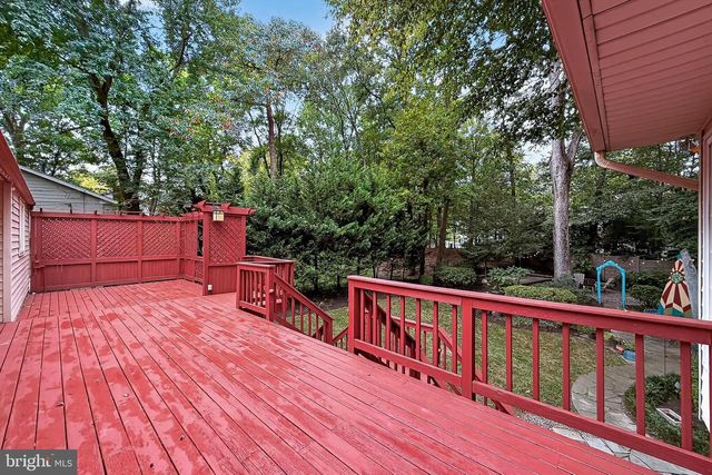 5112 CLINTON RD, Alexandria, VA 22312
