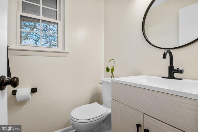 44 BURGUNDY DR, Marlton, NJ 08053