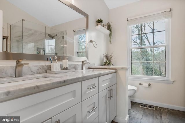 44 BURGUNDY DR, Marlton, NJ 08053