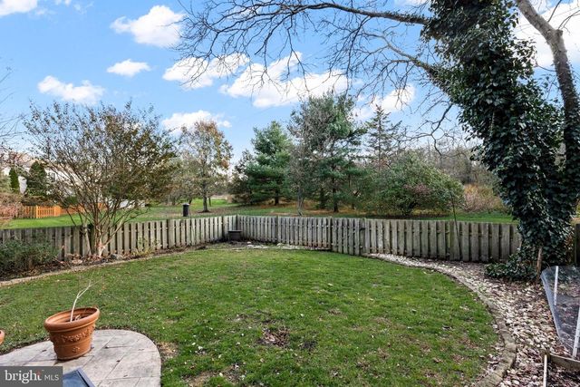 44 BURGUNDY DR, Marlton, NJ 08053