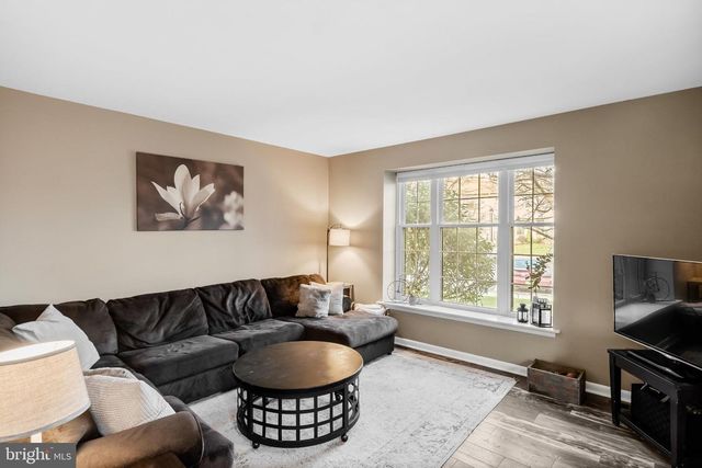 44 BURGUNDY DR, Marlton, NJ 08053