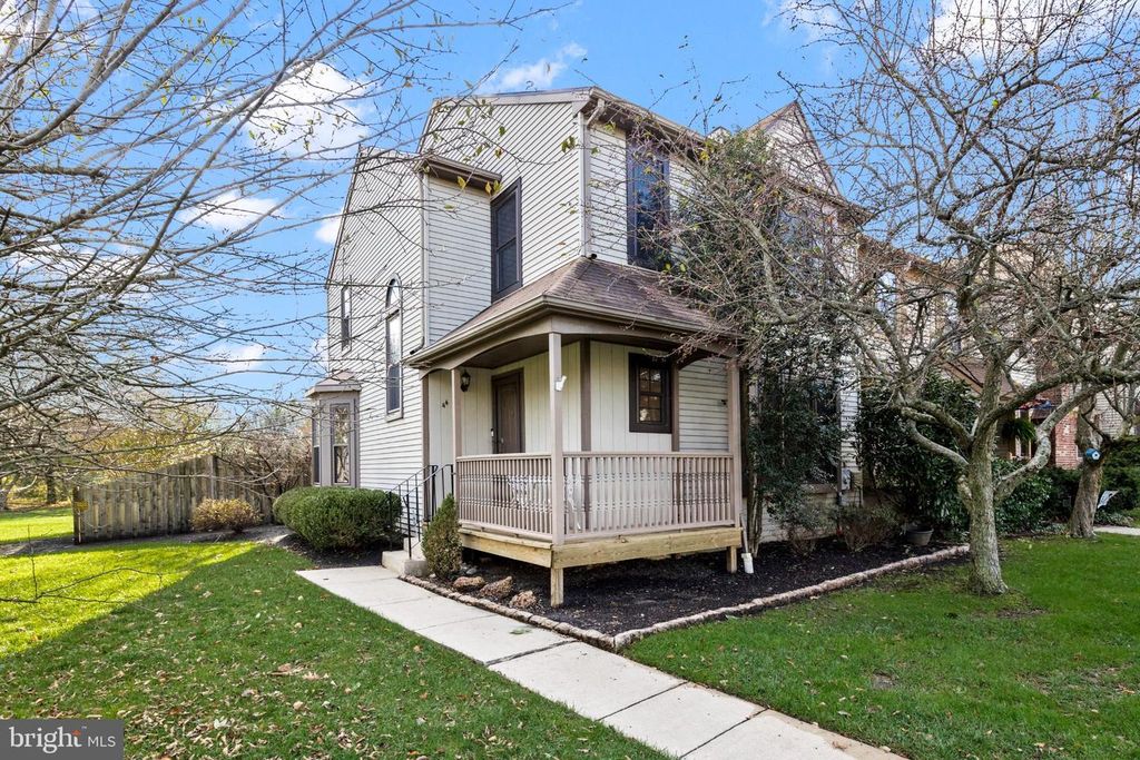 44 BURGUNDY DR, Marlton, NJ 08053