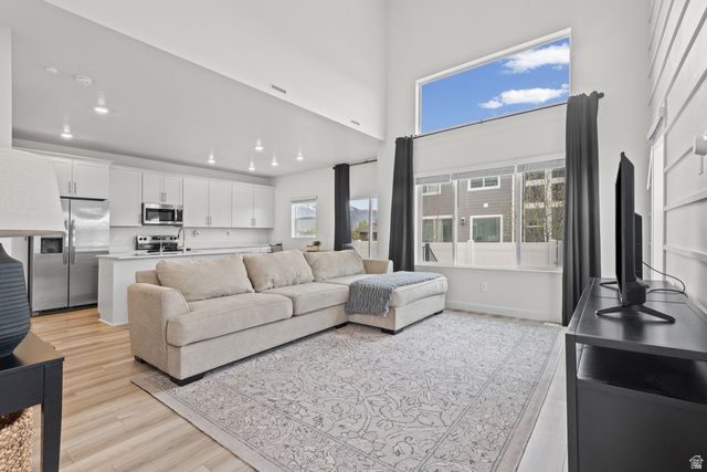 1402 S CASTILLO RD, Spanish Fork, UT 84660