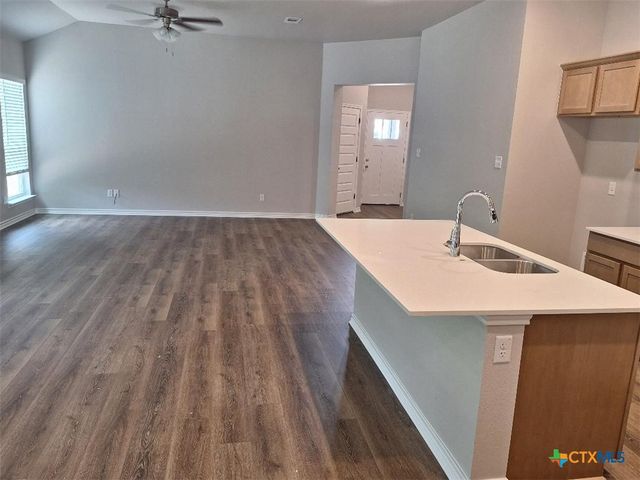 504 Story Avenue, Florence, TX 76527
