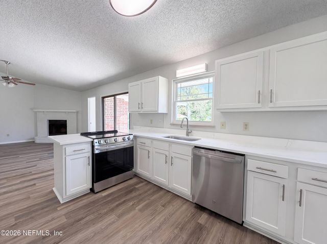 2621 SANDLEWOOD Circle, Orange Park, FL 32065