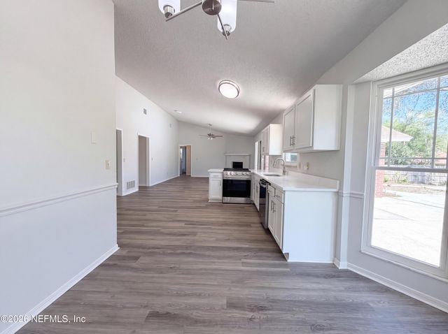 2621 SANDLEWOOD Circle, Orange Park, FL 32065