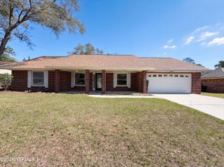 2621 SANDLEWOOD Circle, Orange Park, FL 32065