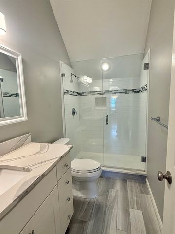 56 Eliot St C, Natick, MA 01760