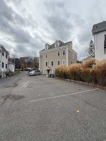 56 Eliot St C, Natick, MA 01760