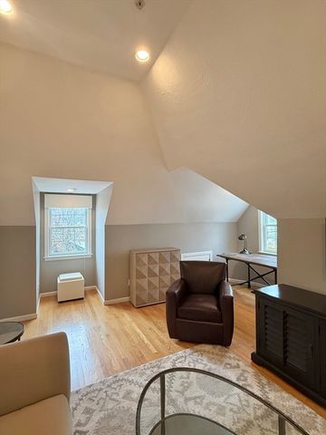 56 Eliot St C, Natick, MA 01760