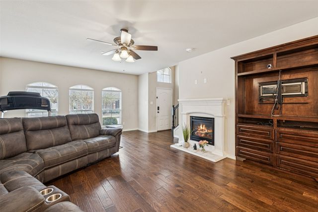 4245 Comanche Drive, Carrollton, TX 75010