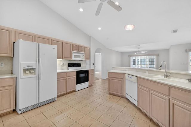 8739 SE 140TH PLACE ROAD, Summerfield, FL 34491