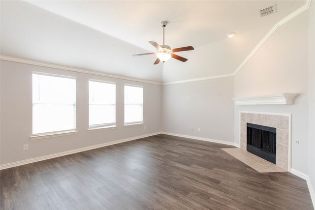 1140 Victory Bells Drive, Fort Worth, TX 76052