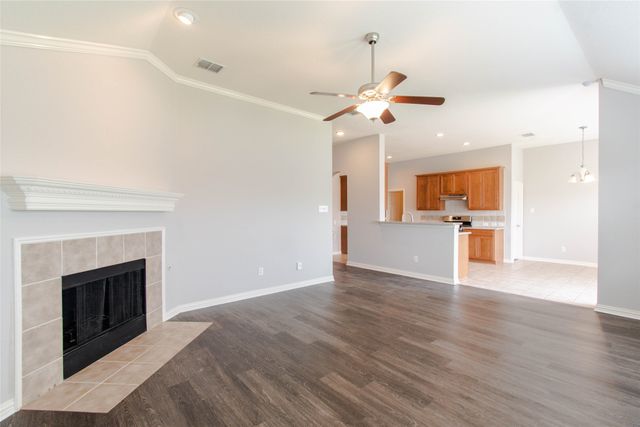 1140 Victory Bells Drive, Fort Worth, TX 76052