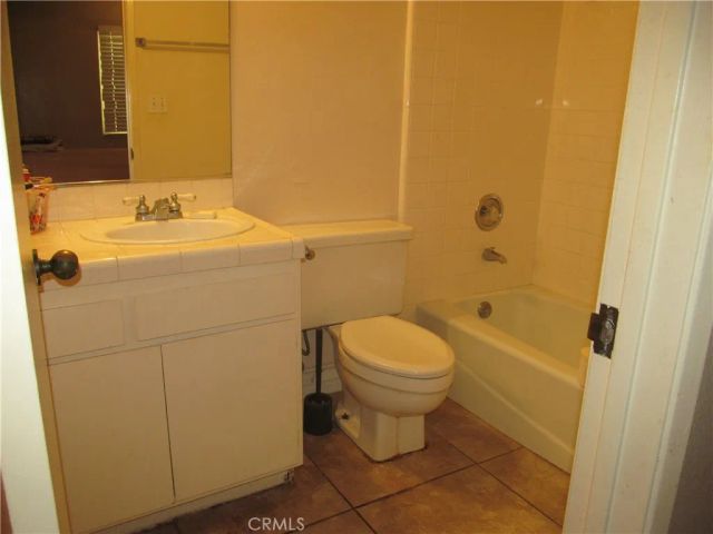 520 W W. Balboa Boulevard West, Newport Beach, CA 92661