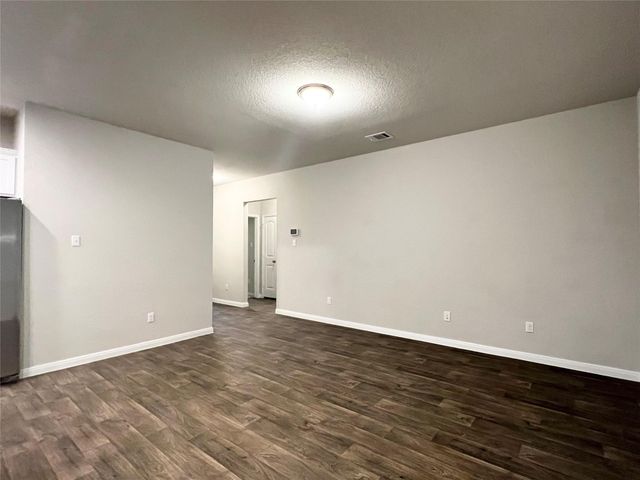 105 Naset DR, Georgetown, TX 78626
