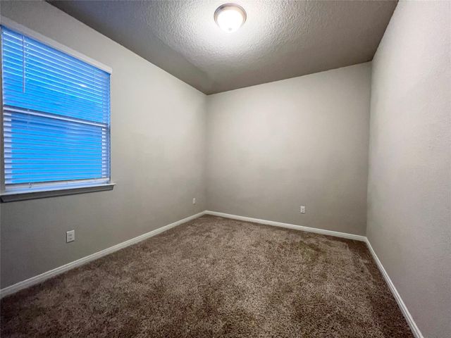 105 Naset DR, Georgetown, TX 78626