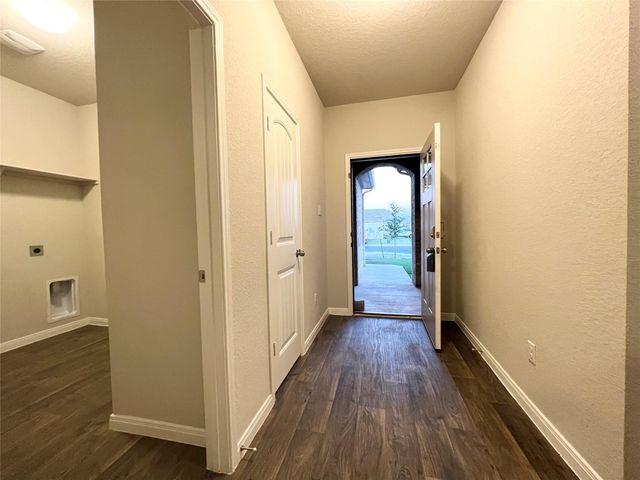 105 Naset DR, Georgetown, TX 78626