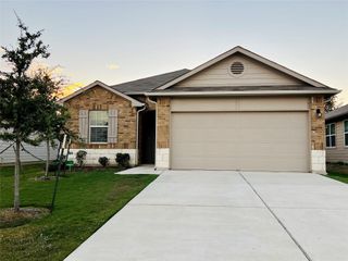 105 Naset DR, Georgetown, TX 78626