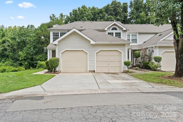 1315 Maple Shade Lane, Charlotte, NC 28270