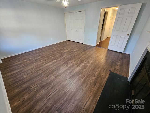 1315 Maple Shade Lane, Charlotte, NC 28270