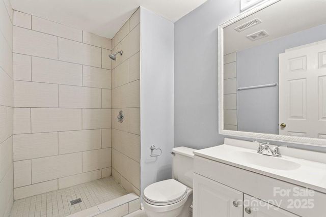 1315 Maple Shade Lane, Charlotte, NC 28270