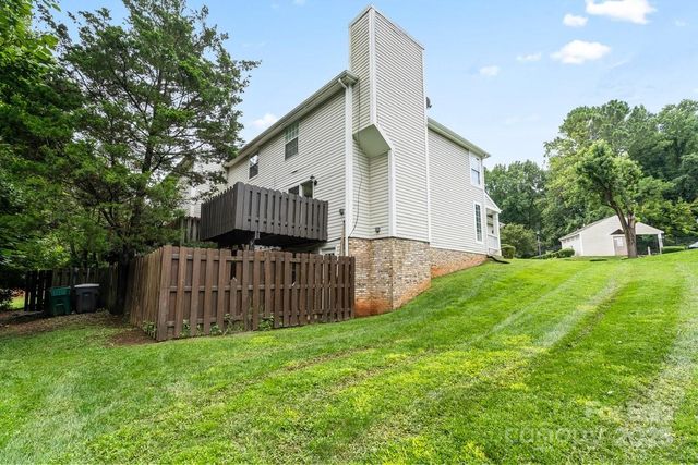 1315 Maple Shade Lane, Charlotte, NC 28270