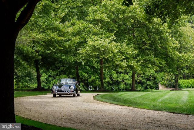 576 INNSBRUCK AVE, Great Falls, VA 22066