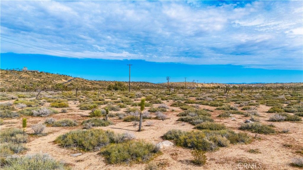 Image 23 of property listing at 55455 Pipes Canyon, Pioneertown, CA 92268