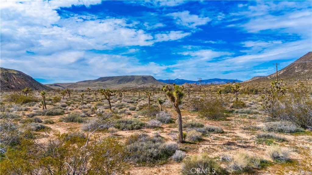 Image 33 of property listing at 55455 Pipes Canyon, Pioneertown, CA 92268
