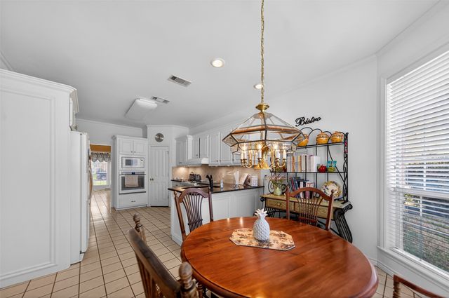 1106 Lonnie Drive, Athens, TX 75752