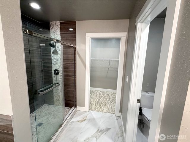 7222 S J Street, Tacoma, WA 98408