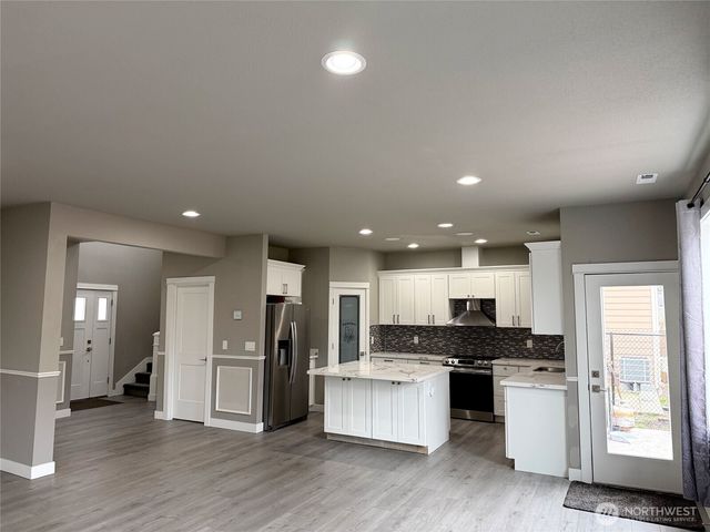 7222 S J Street, Tacoma, WA 98408