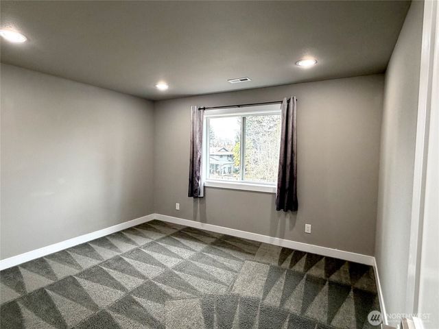 7222 S J Street, Tacoma, WA 98408