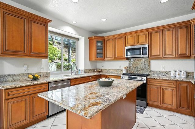 18103 Smokesignal Drive, San Diego, CA 92127