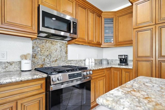 18103 Smokesignal Drive, San Diego, CA 92127