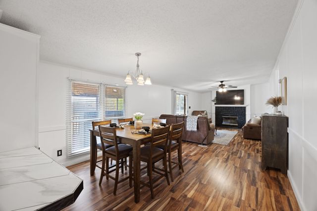 11200 Ridgewood Drive, Salado, TX 76571