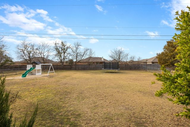 11200 Ridgewood Drive, Salado, TX 76571