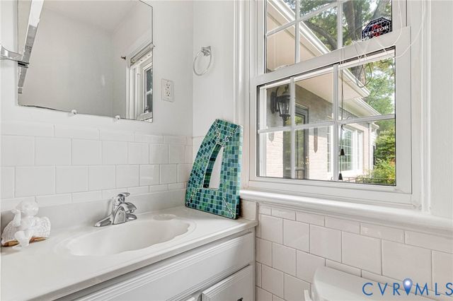 3801 Wakefield Rd, Richmond, VA 23235