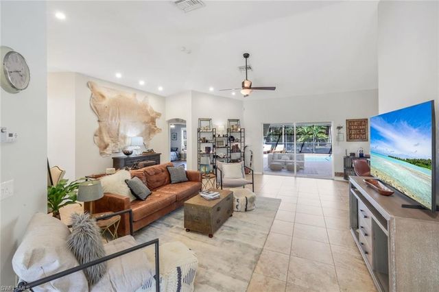 4845 20th AVE SE, Naples, FL 34117