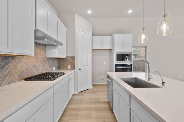 5218 Maple Wood Drive, Manvel, TX 77578