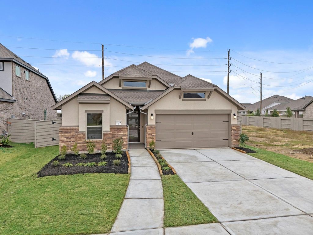 5218 Maple Wood Drive, Manvel, TX 77578