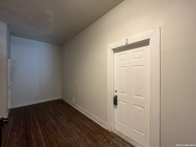 319 Army Blvd Apt 2, San Antonio, TX 78215