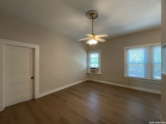 319 Army Blvd Apt 2, San Antonio, TX 78215